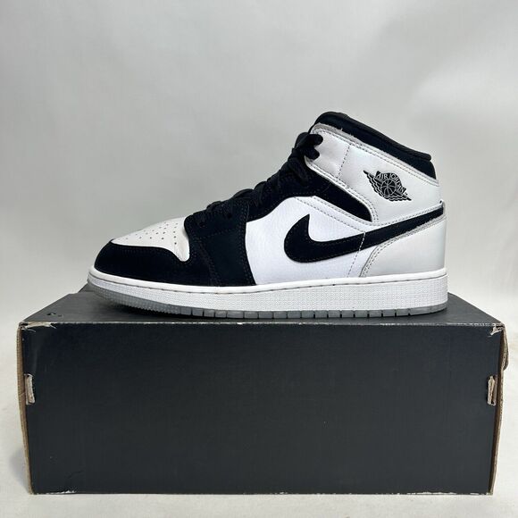 Nike Shoes Air Jordan 1 Retro Mid SE GS “Diamond Shorts” 2024 - Picture 6 of 9